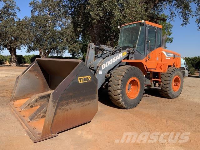 Doosan DL250-5 轮式装载机
