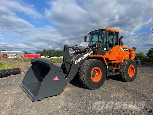 Doosan DL280-5 轮式装载机