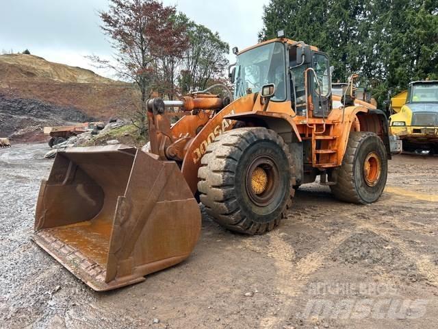 Doosan DL400 轮式装载机