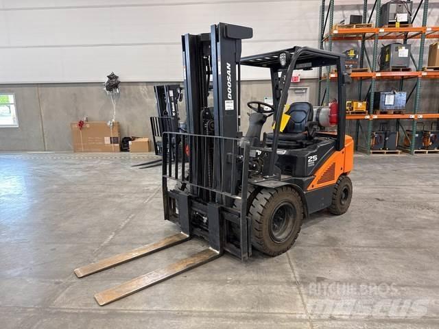 Doosan G25N-7 建筑机械-其他