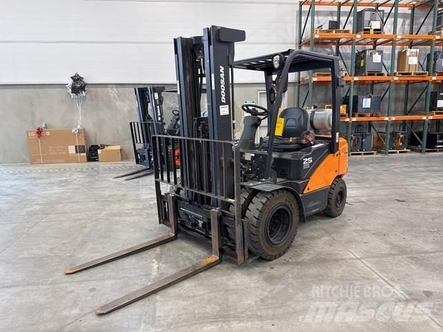 Doosan G25N-7 建筑机械-其他
