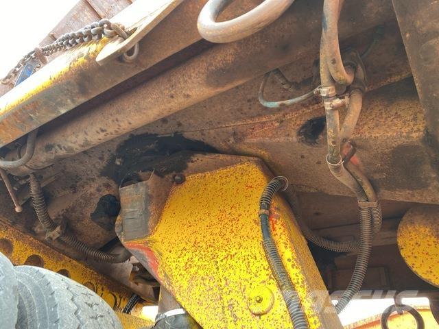  Drake 低平板半挂车