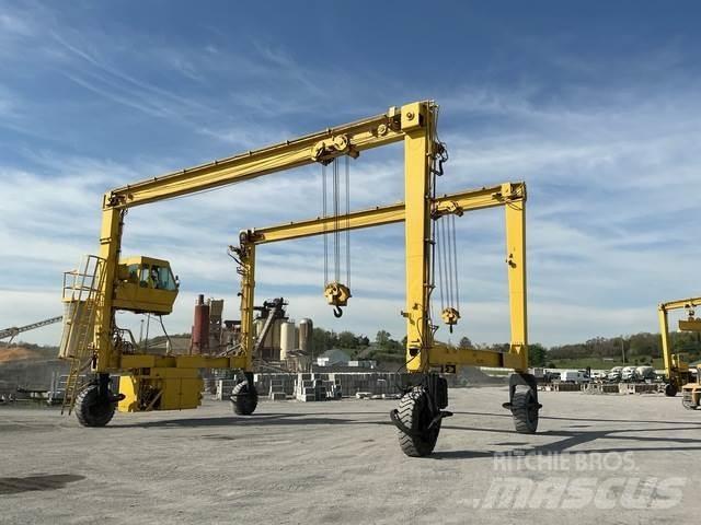 Drott 650B 桥门式起重机