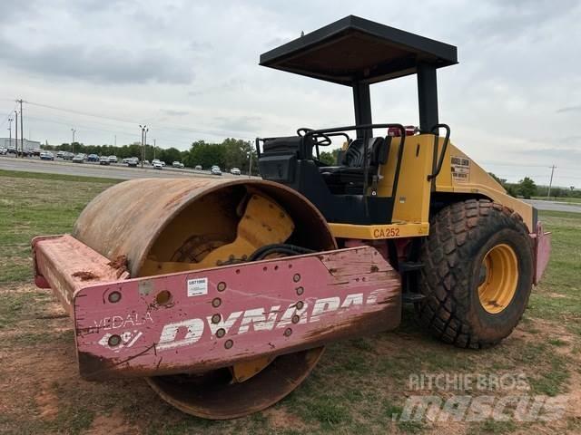 Dynapac CA252D 单轮压路机