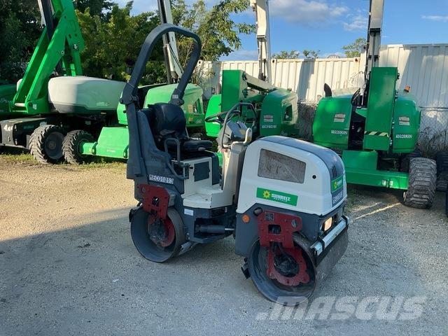 Dynapac CC1000 双轮压路机