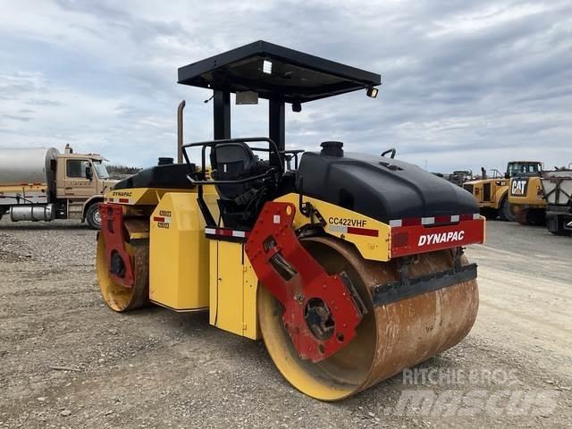 Dynapac CC422 双轮压路机