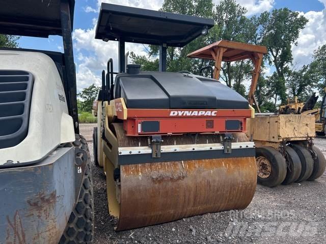 Dynapac CC422C 复合式压路机