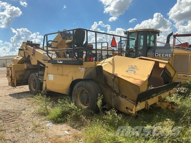 Etnyre Quad 融雪撒布机