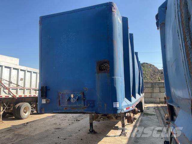  Fanotech 自装卸半拖车