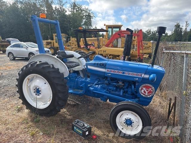 Ford 2000 拖拉机/农用车
