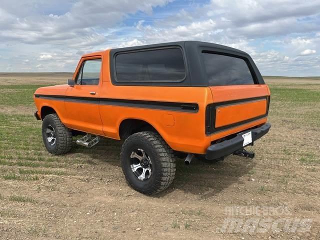 Ford Bronco 汽车
