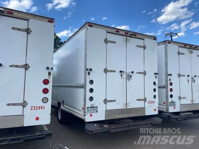 Ford E-350 大型面包车