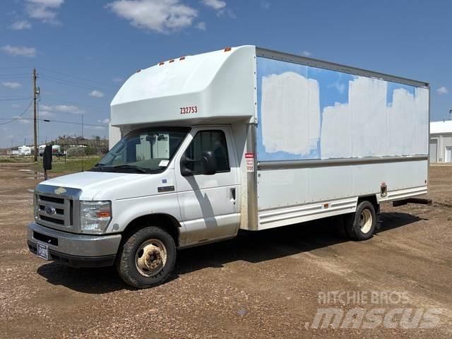 Ford E-350 厢式货车