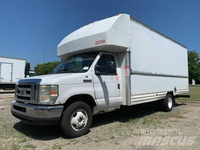 Ford E-350 厢式货车