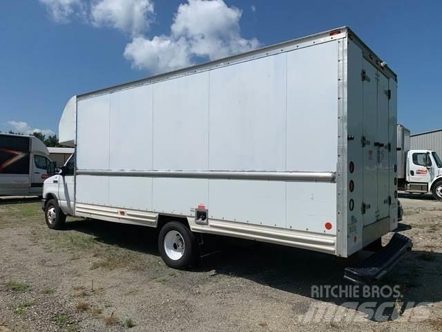 Ford E-350 厢式货车
