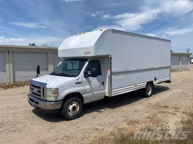 Ford E-350 厢式货车
