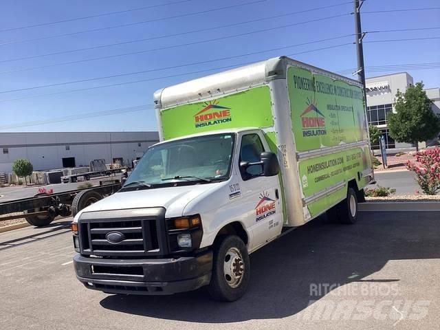 Ford E-350 厢式货车