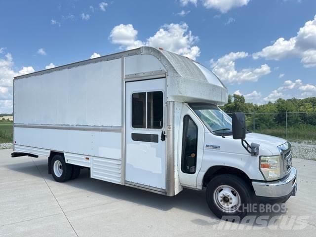 Ford E-350 厢式货车