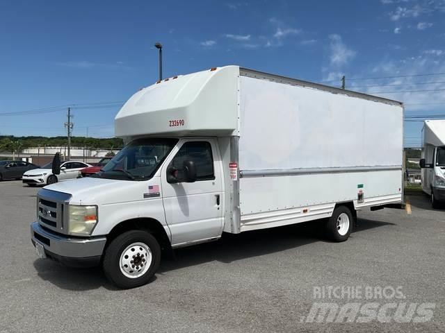 Ford E-350 商务面包车