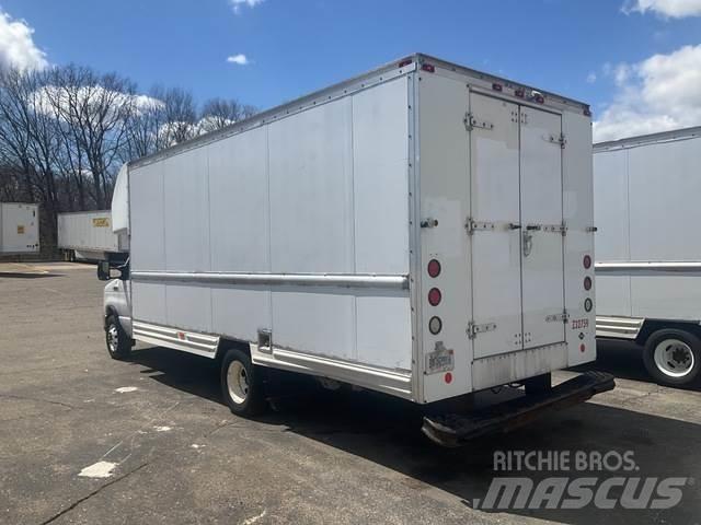 Ford E-350 厢式货车