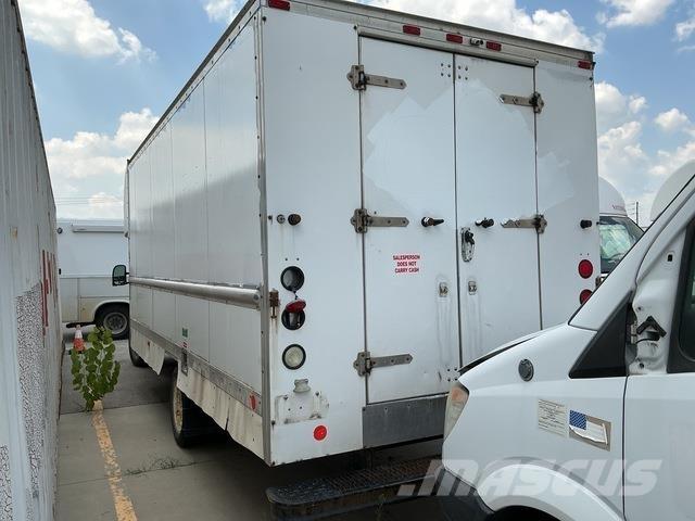Ford E-350 厢式货车