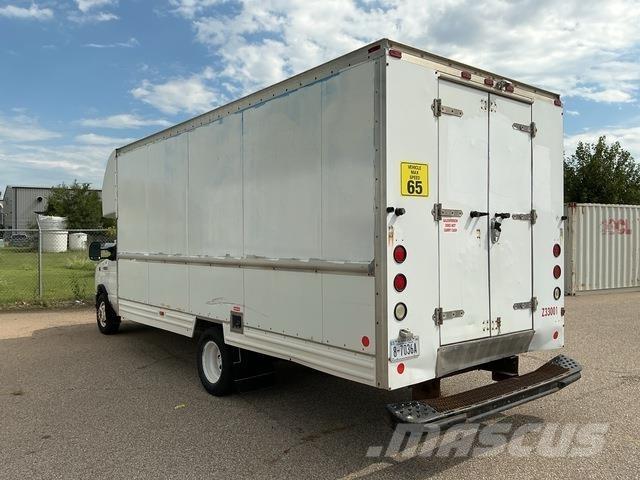 Ford E-350 厢式货车