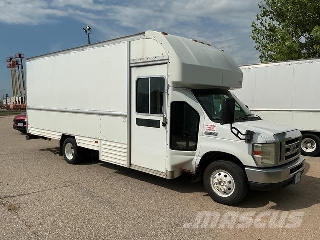 Ford E-350 厢式货车