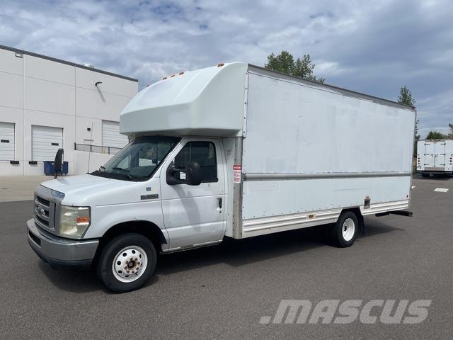 Ford E-350 厢式货车
