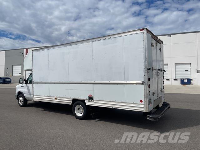 Ford E-350 厢式货车
