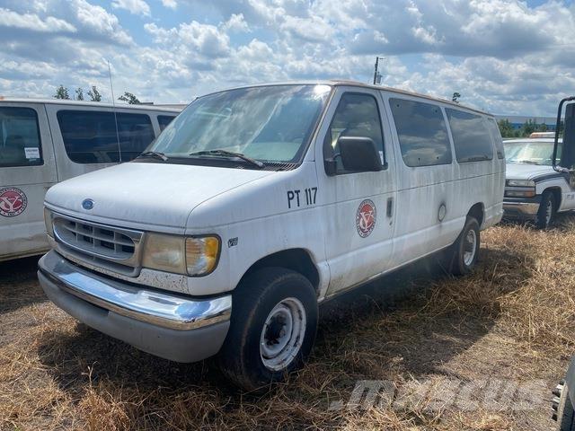 Ford E-350 汽车