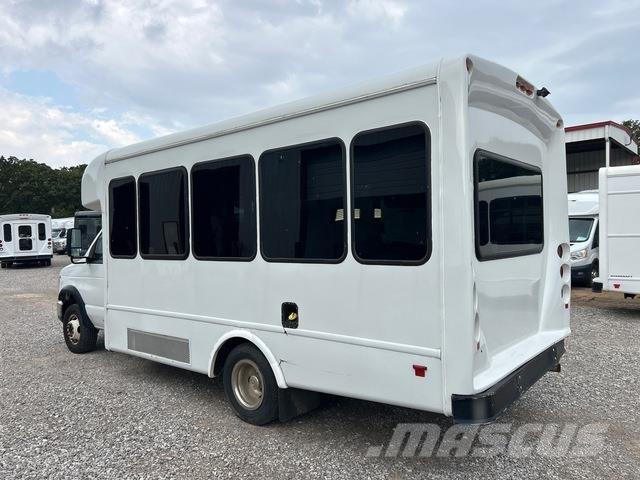 Ford E-350 迷你巴士