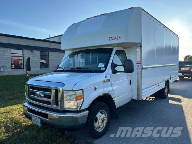Ford E-350 厢式货车