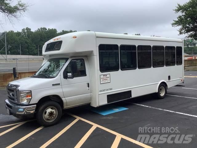 Ford E-450 迷你巴士