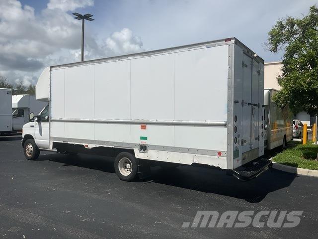 Ford E350 厢式货车