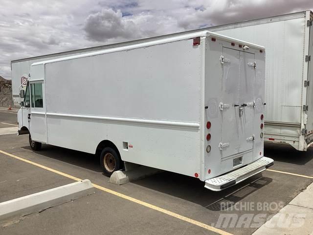 Ford Econoline 商务面包车