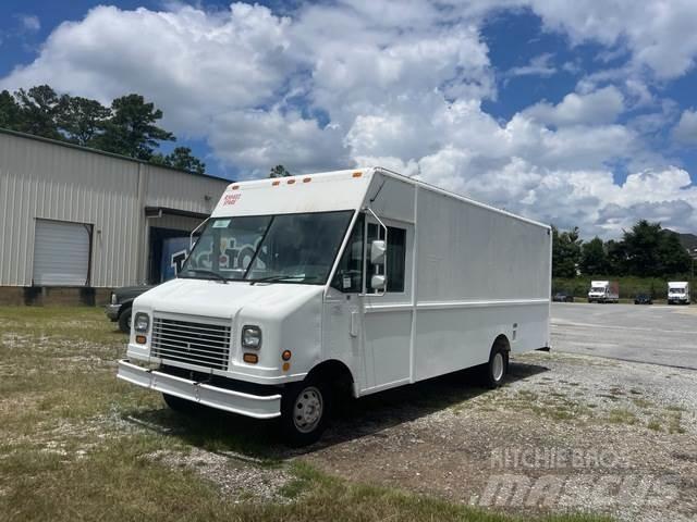 Ford Econoline 商务面包车
