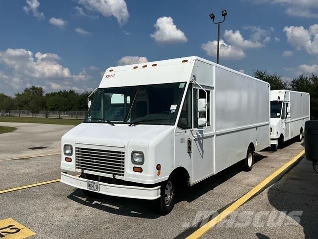 Ford Econoline 商务面包车