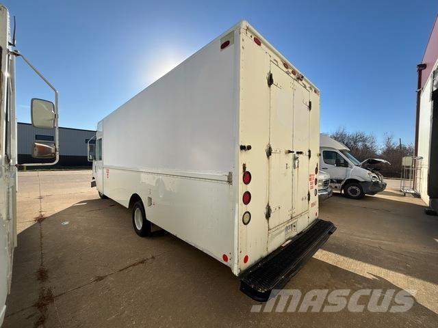 Ford Econoline 商务面包车