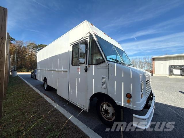 Ford Econoline 商务面包车