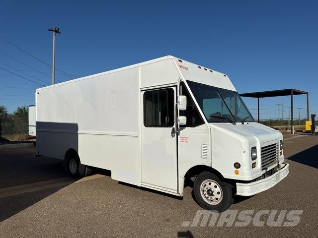 Ford Econoline 商务面包车