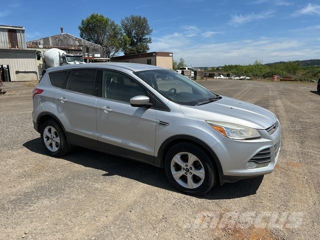 Ford Escape 汽车
