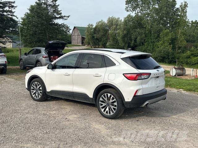Ford Escape 汽车