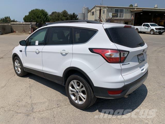 Ford Escape 汽车