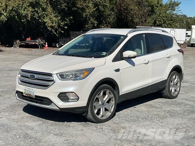 Ford Escape 汽车