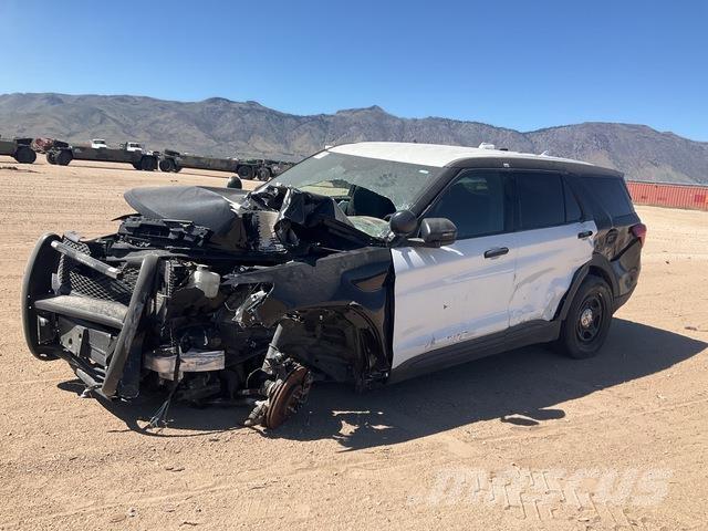 Ford Explorer 汽车