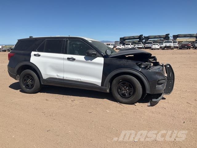 Ford Explorer 汽车