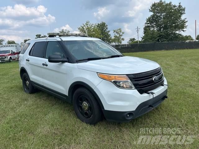 Ford Explorer 汽车