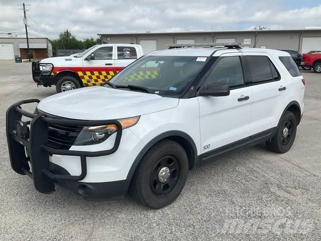 Ford Explorer 汽车