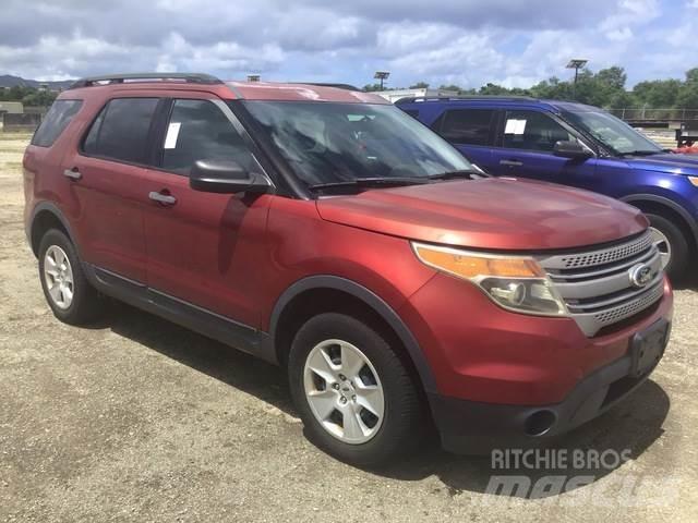 Ford Explorer 汽车