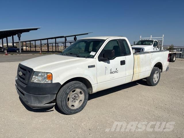 Ford F-150 皮卡车